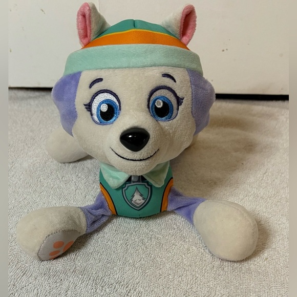 Paw Patrol Pup Everest Plush Stuffed Animal Husky Dog Nickelodeon 8” - Picture 1 of 8